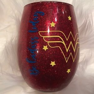 Custom make up brush holder